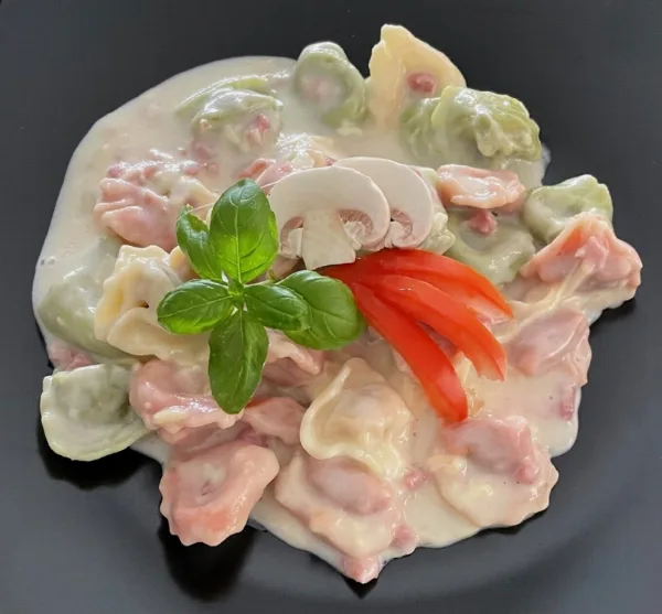 Tortellini Carbonara